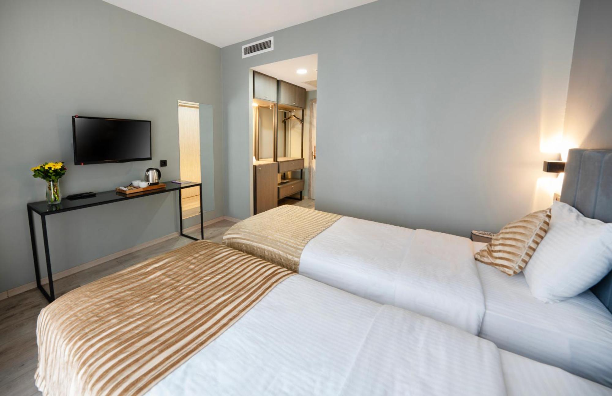 Orya Hotel Istanbul Exterior photo
