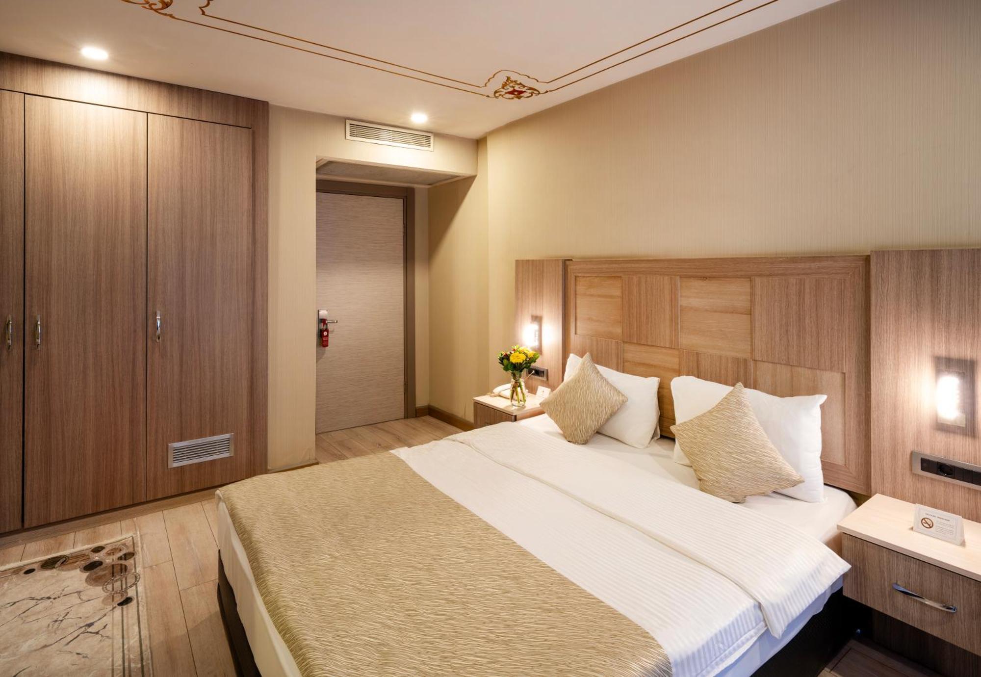 Orya Hotel Istanbul Exterior photo