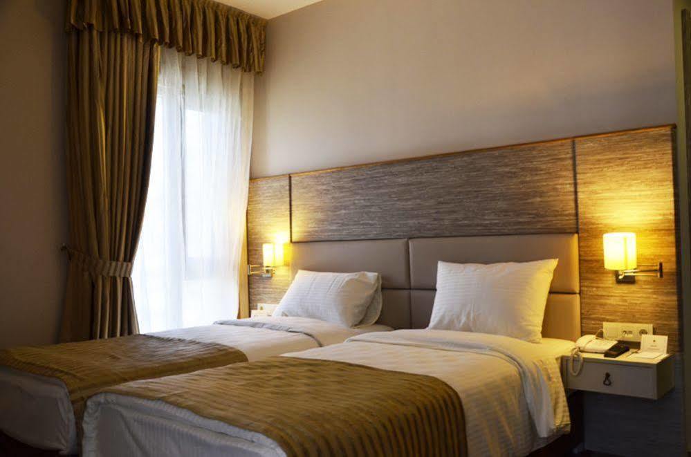 Orya Hotel Istanbul Exterior photo