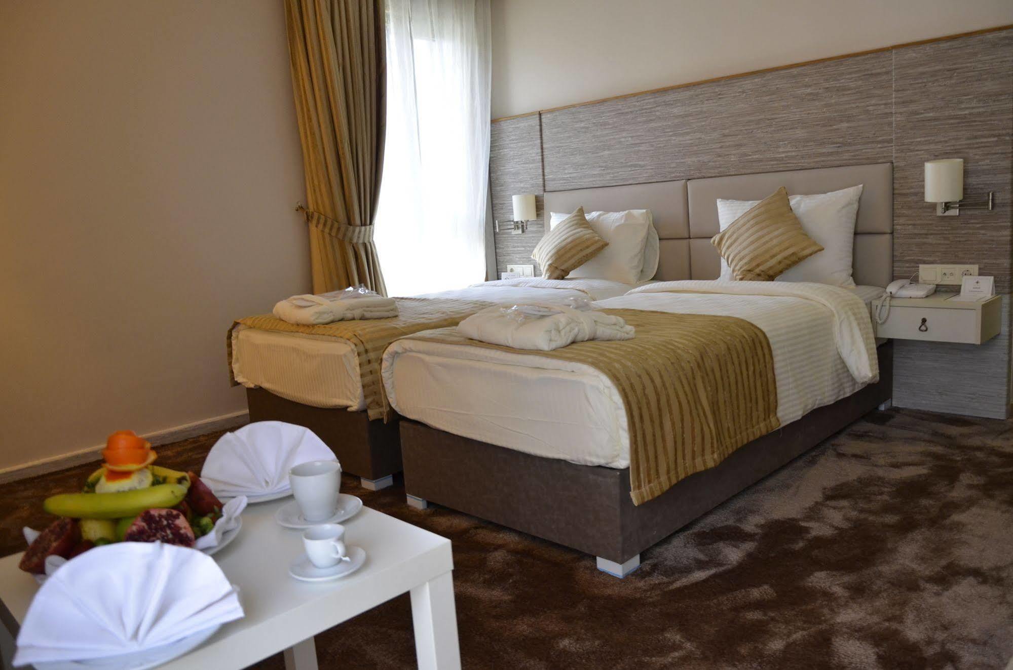 Orya Hotel Istanbul Exterior photo